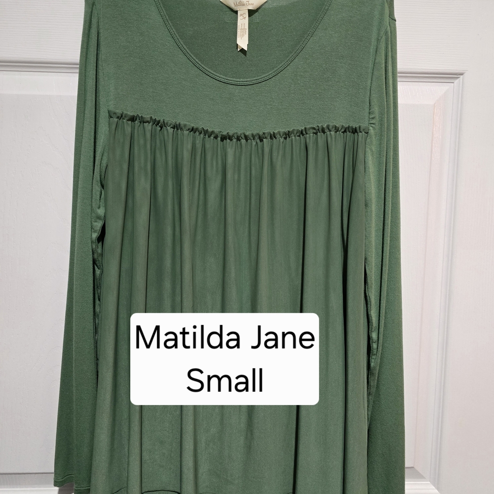 Matilda Jane Green Ruffled Long Sleeve Blouse
